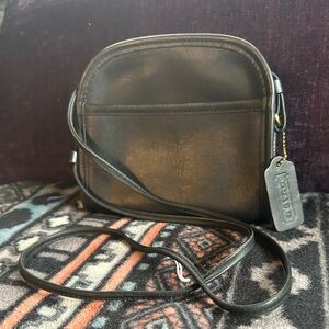 COACH Vintage Abbie Crossbody
Shoulder Bag 9017